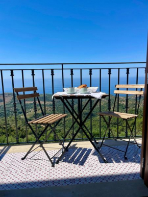 IL CORTILE DELLE ZAGARE